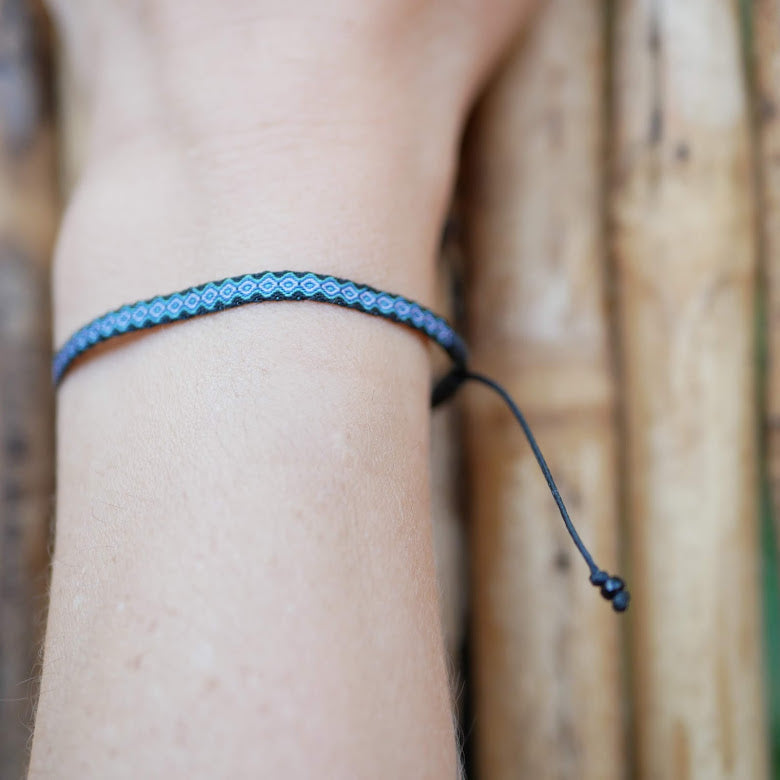 Pulsera fina VARIOS COLORES