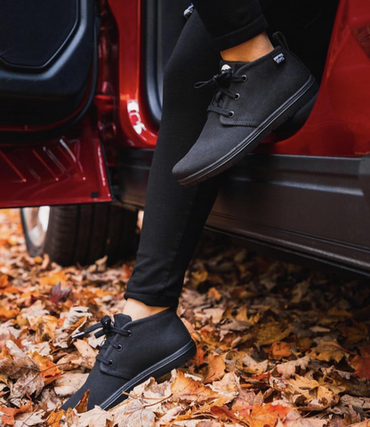 CHUKKA CANVAS BLACKOUT (UNISEX)